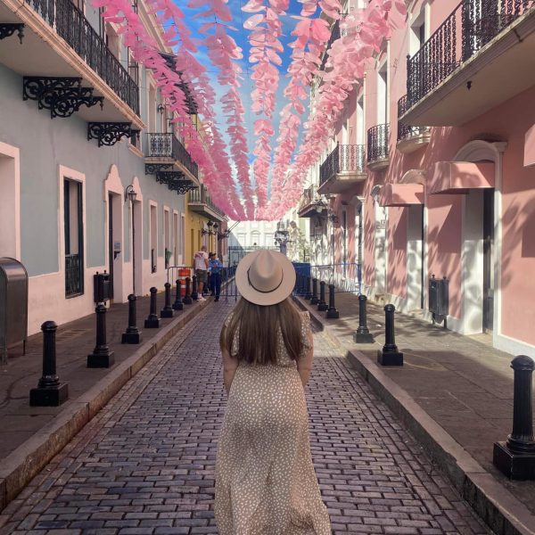 me walking umbrella